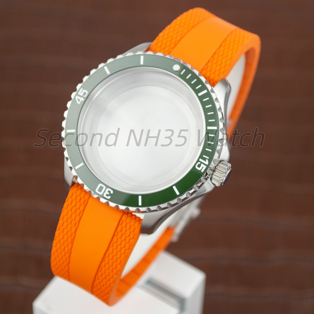 44mm Silver 200m Diver Watch C - Rubber Strap Diver recension och pris